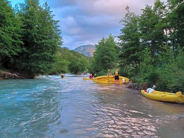 Canoë sur la rivière