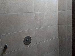 Nouvelle douche chaude