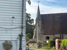 Newenden falu. White Hart pub.