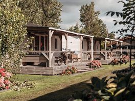 Chalets i anlagte haver