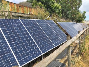 Algunos de nuestros paneles solares que alimentan todo el camping