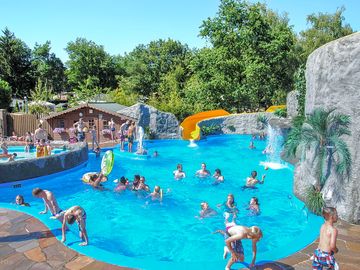 Pool (added by manager 21 Feb 2025)