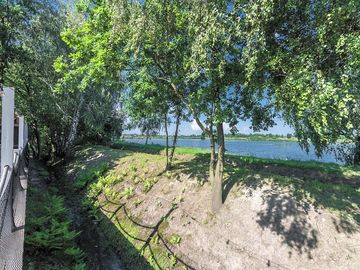 Beach and Carp Valley
